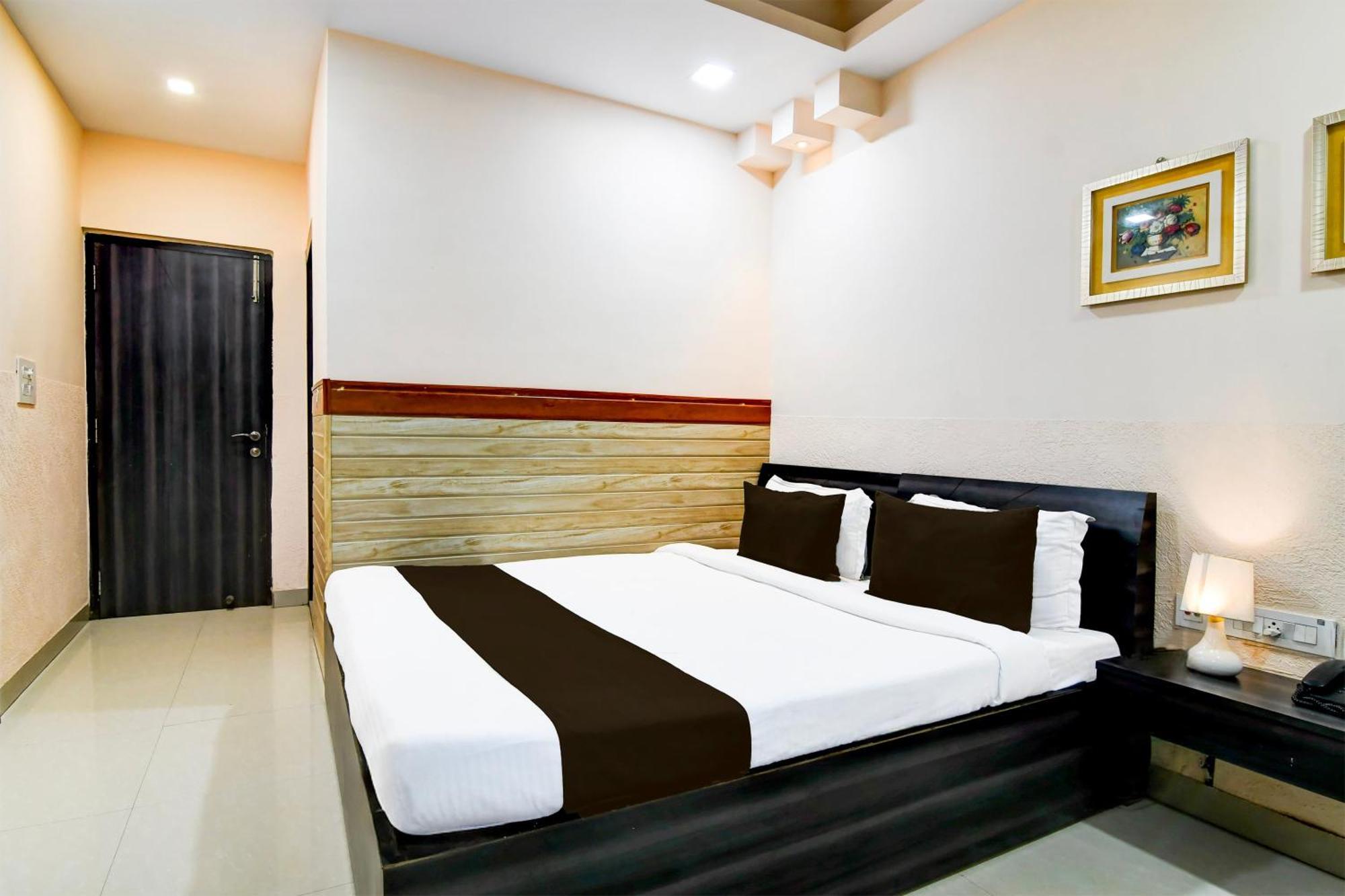 Super Collection O Behala Hotell Bhasa Eksteriør bilde