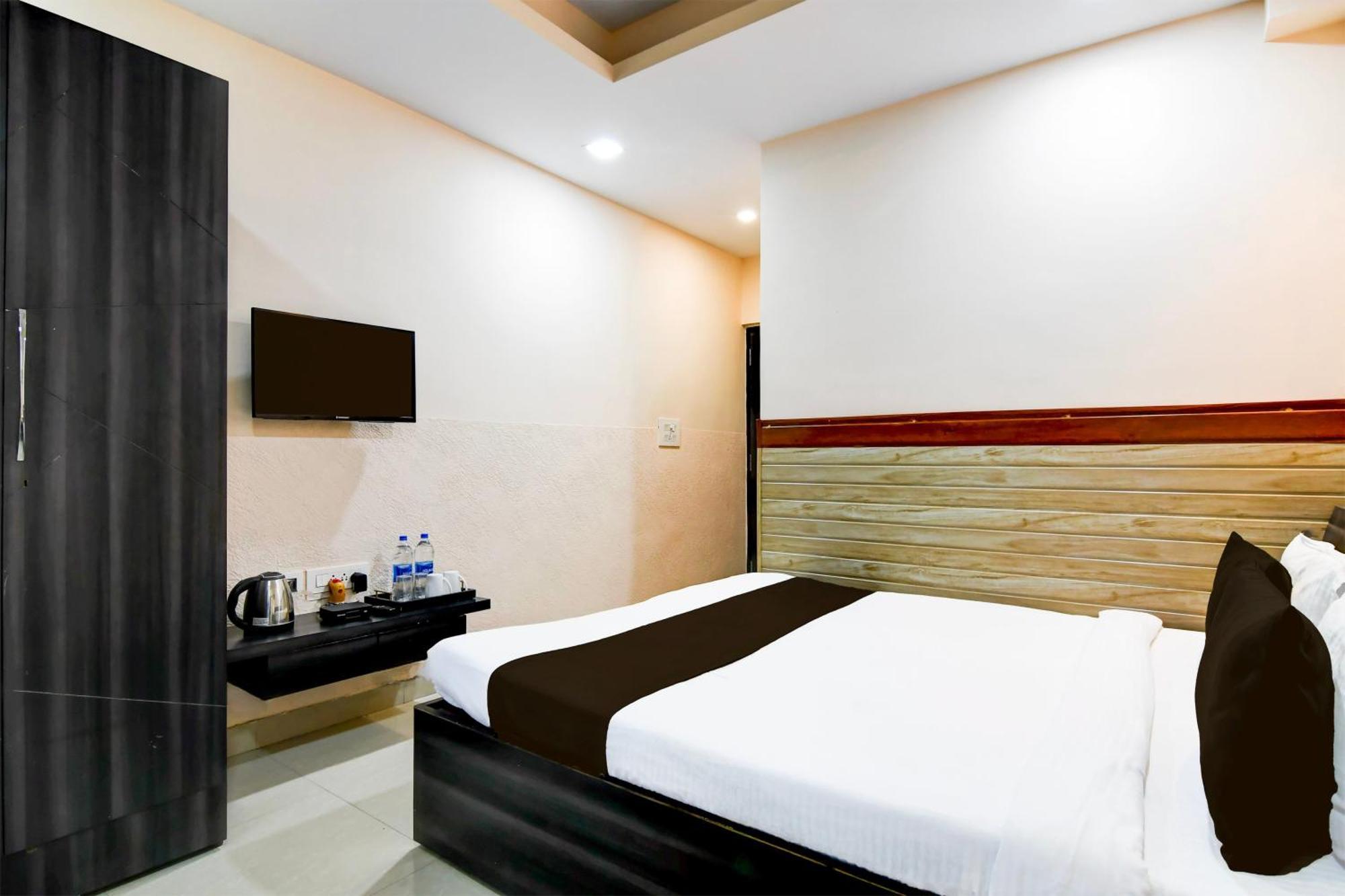 Super Collection O Behala Hotell Bhasa Eksteriør bilde